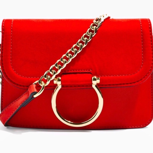 Topshop Remy Trophy Crossbody - Picture 1 of 8